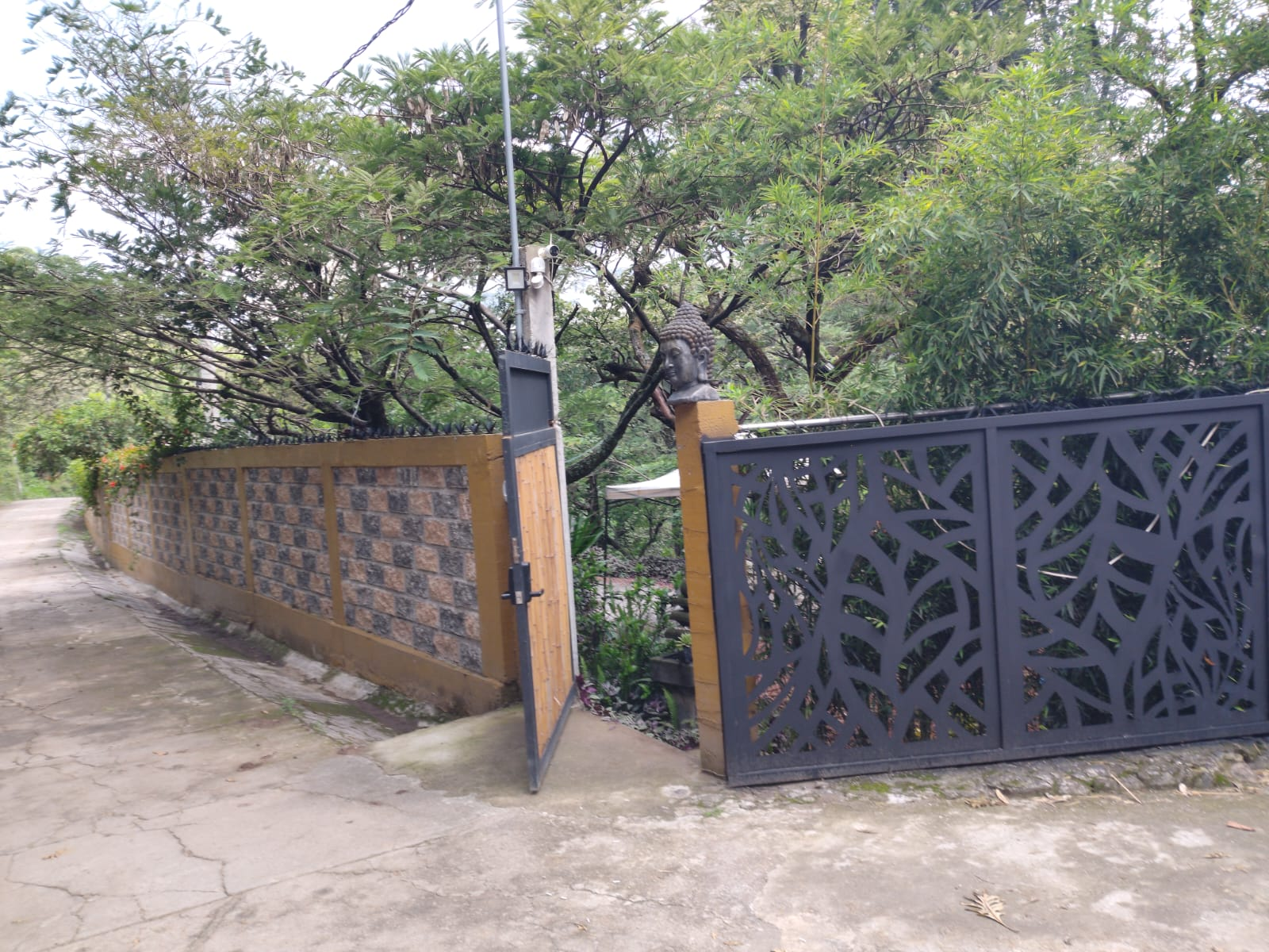 Entrada de Peña del Río Cabañas en Malinalco